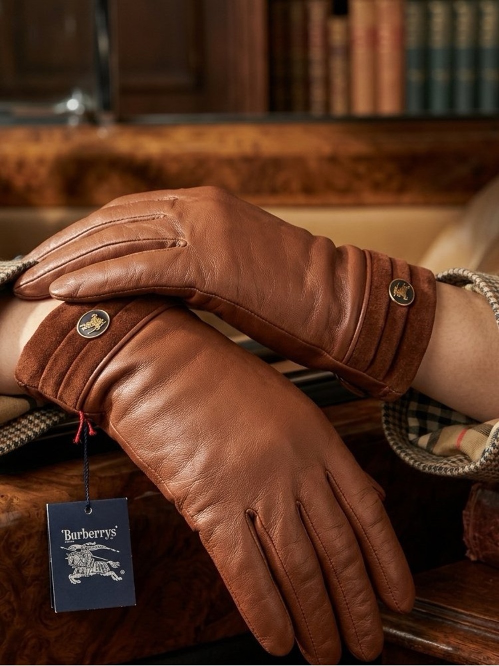 NWT Vintage Burberrys Prorsum Knight Lambskin Leather Gloves M 7.5 20cm Brown
